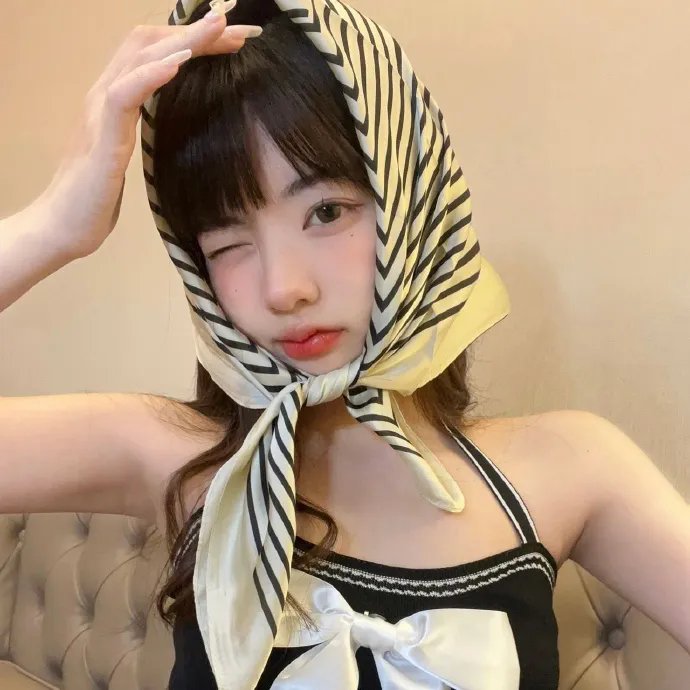 艾蜜莉·布莱尔的秘密